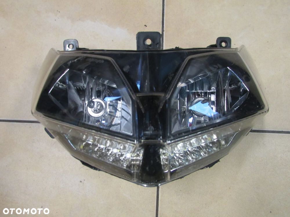 Benelli TRK 502X lampa reflektor EU - 1