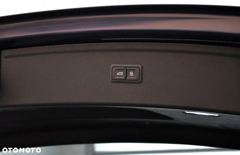 Audi Q5 55 TFSI e Quattro S tronic - 16