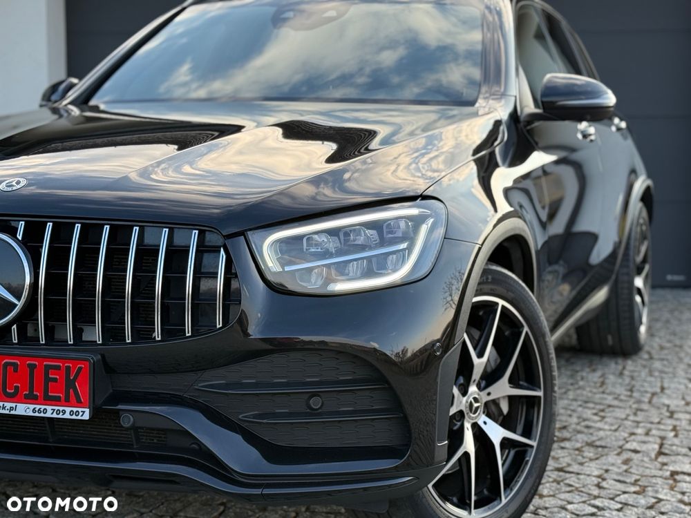Mercedes-Benz GLC - 39