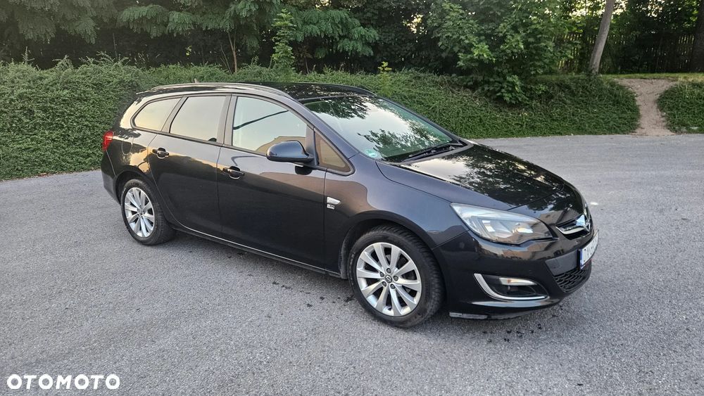 Opel Astra 1.4 Turbo Automatik 150 Jahre - 8