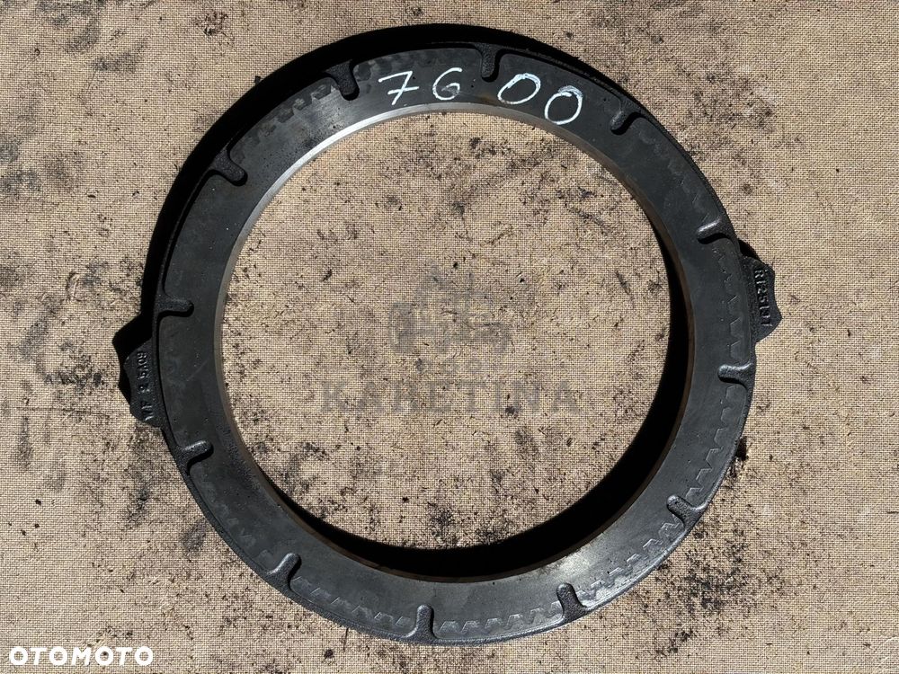 John Deere 7600 7610 7810 7720 7810 Docisk Hamulca Płytka R125137 - 1