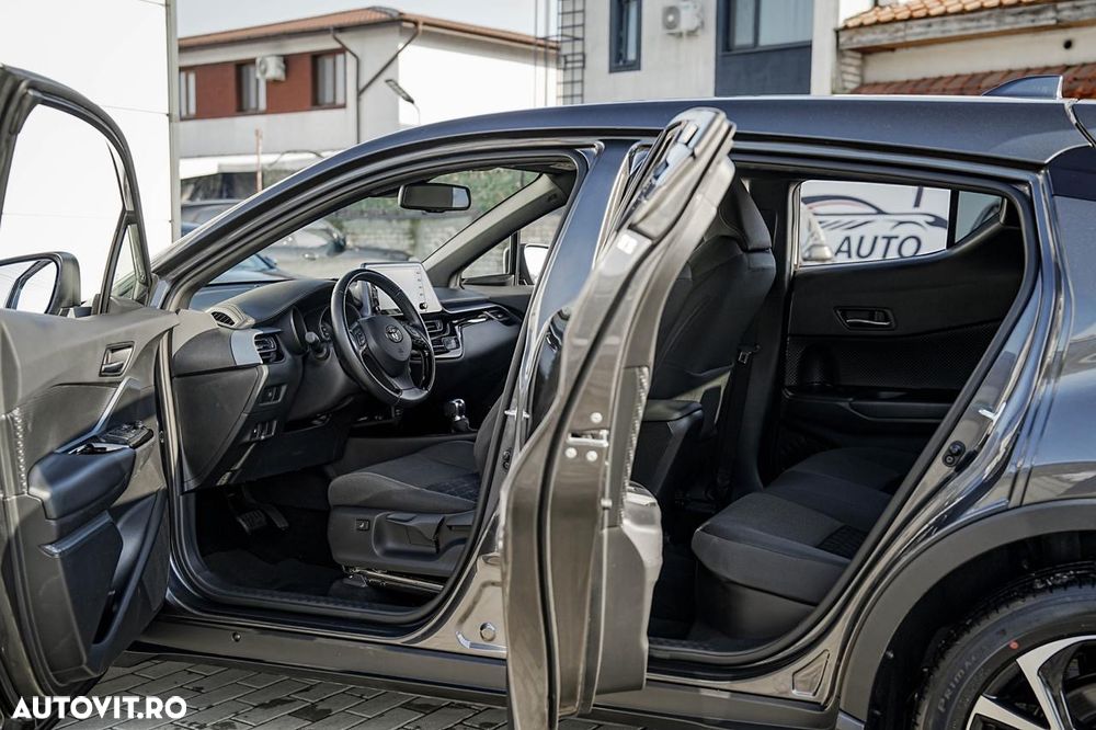 Toyota C-HR 1.8 HSD 122 CP 4x2 CVT Style - 5