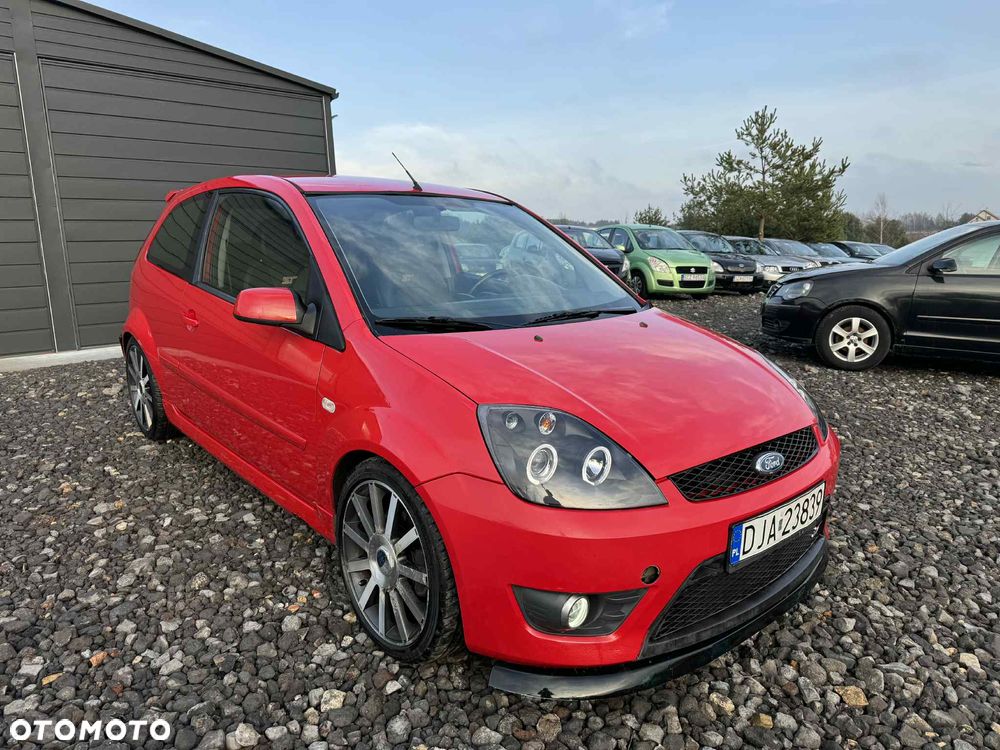 Ford Fiesta 2.0 ST - 6