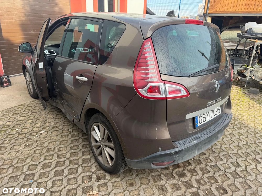 Renault Scenic 2.0 dCi Privilege - 15