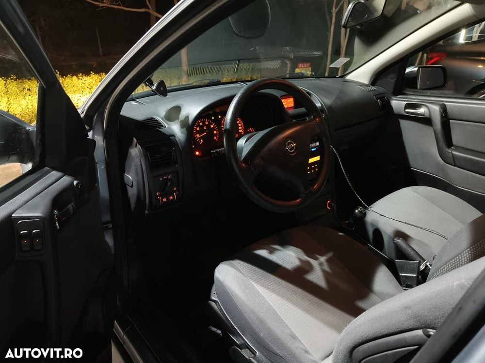 Opel Astra - 1