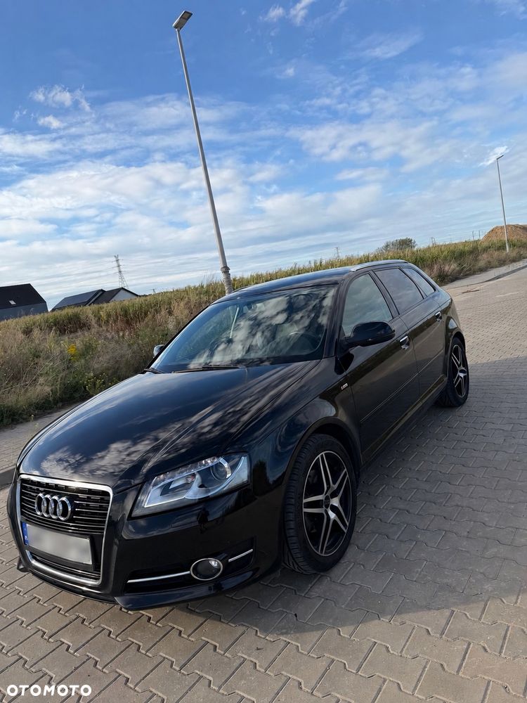 Audi A3 Sportback - 2
