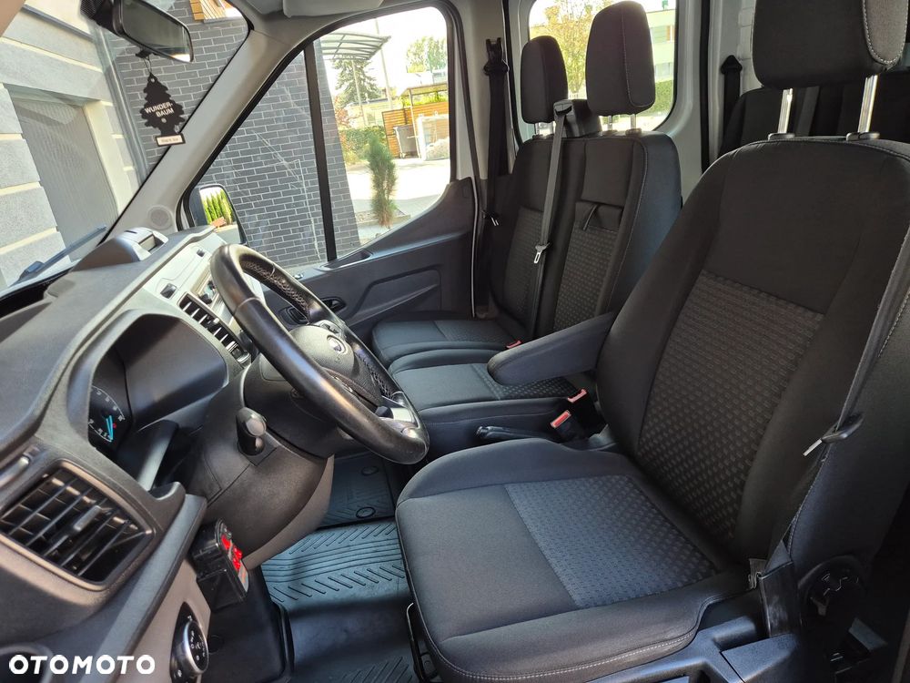 Ford TRANSIT DOKA BRYGADÓWKA 7 MIEJSC - 17