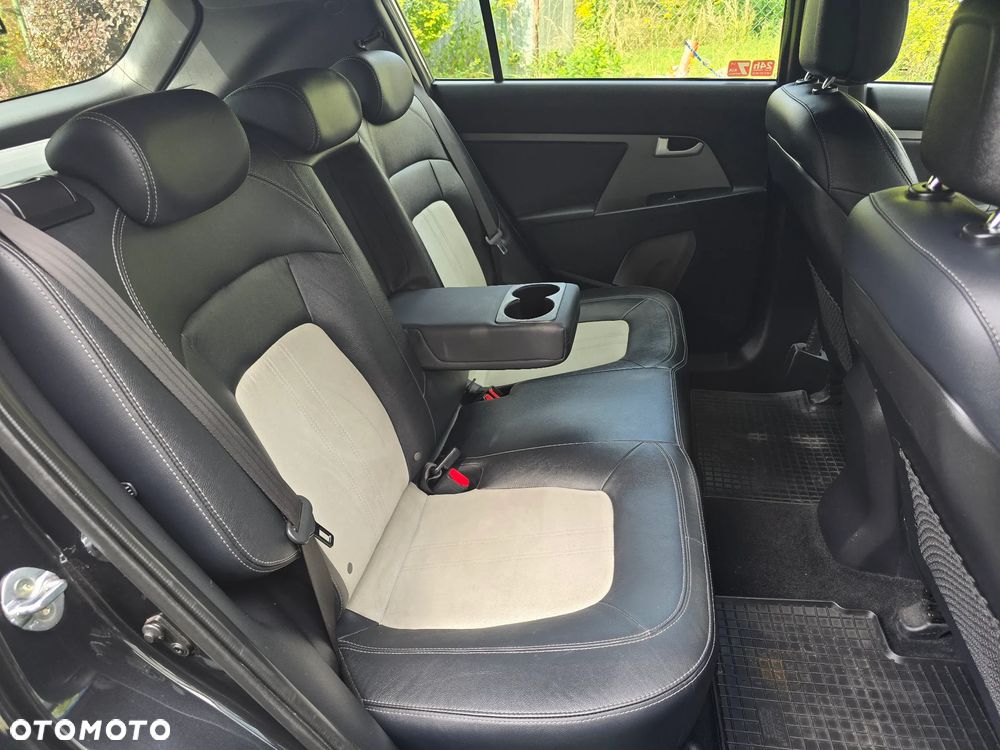 Kia Sportage 1.6 GDI Business Line L 2WD - 13
