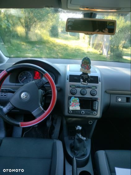 Volkswagen Touran 1.4 TSI Comfortline - 3