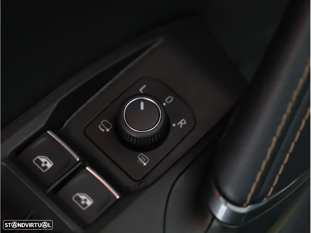 Cupra Formentor 1.4 e-Hybrid DSG - 10