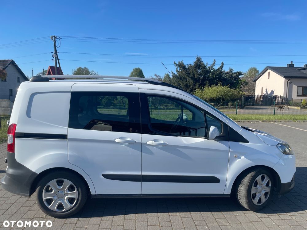 Ford Transit Courier Trend - 13