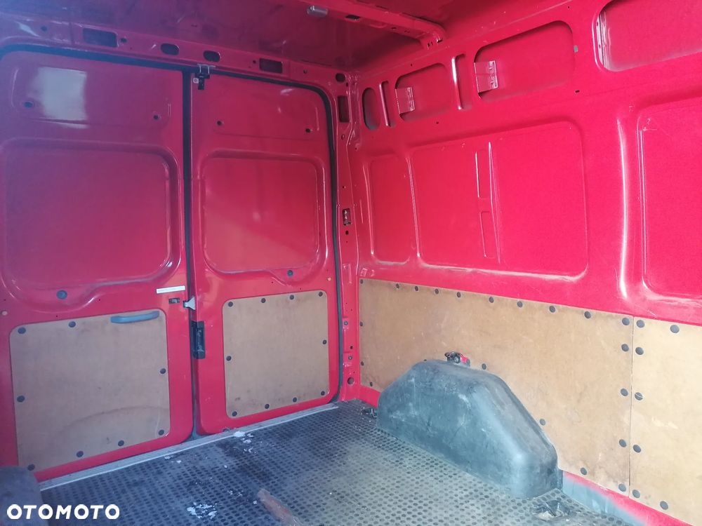 Ford Transit - 10