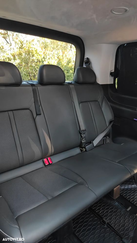 Hyundai Staria 2.2 CRDi Signature - 10