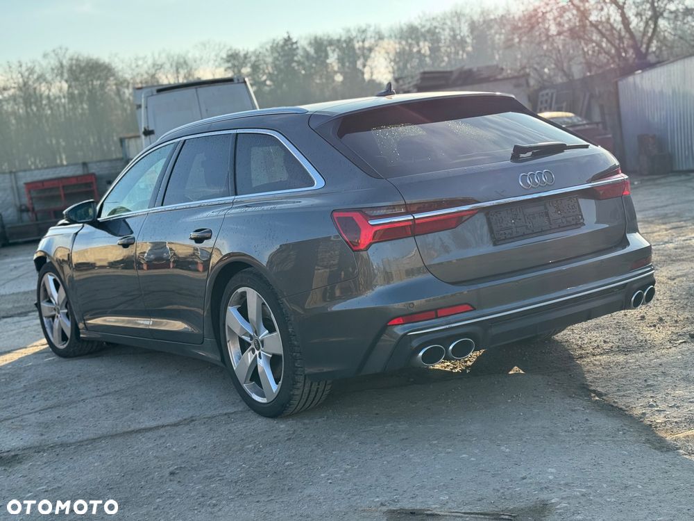 Audi S6 Avant - 12