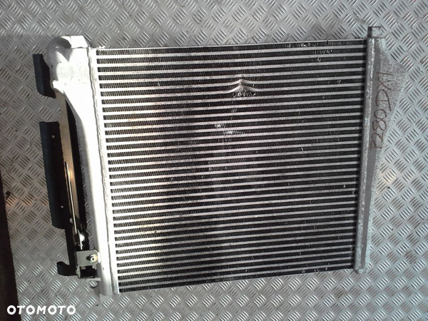 CHŁODNICA INTERCOOLERA PREMIUM 240 270 280 320 DXI