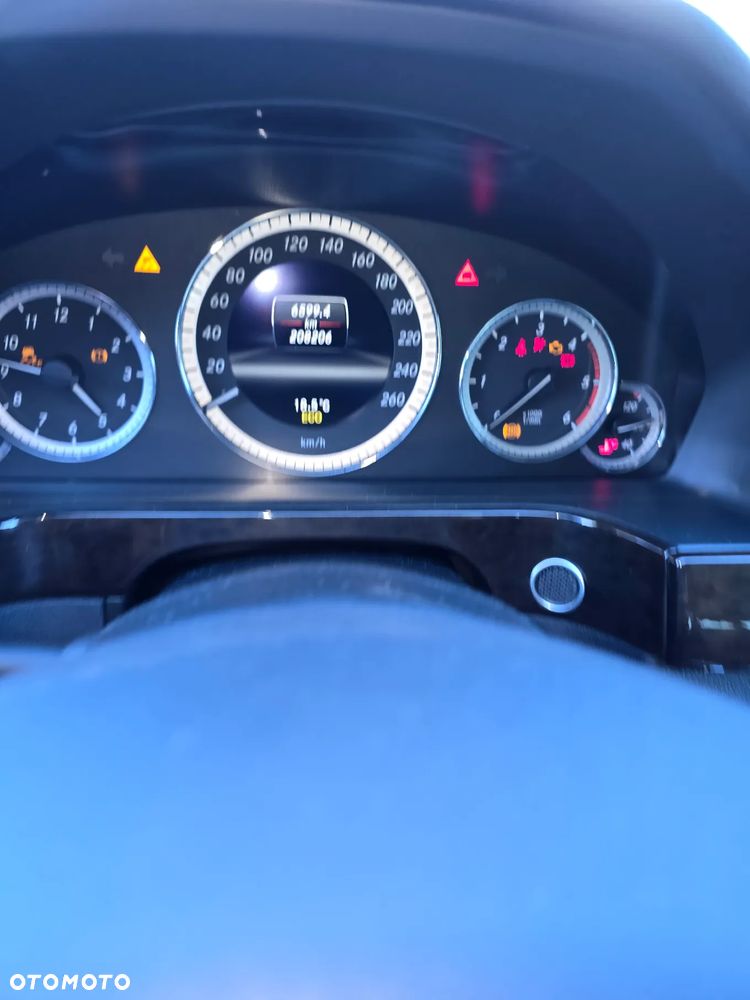 Mercedes-Benz Klasa E 220 CDI BlueEff - 10