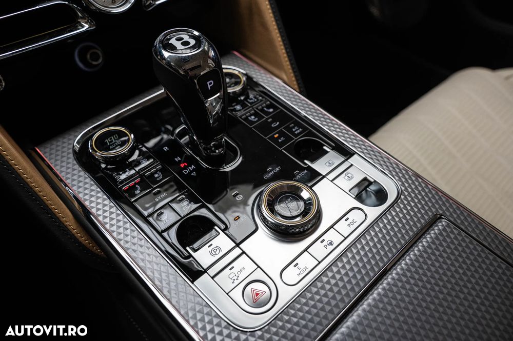 Bentley Flying Spur Mulliner - 15