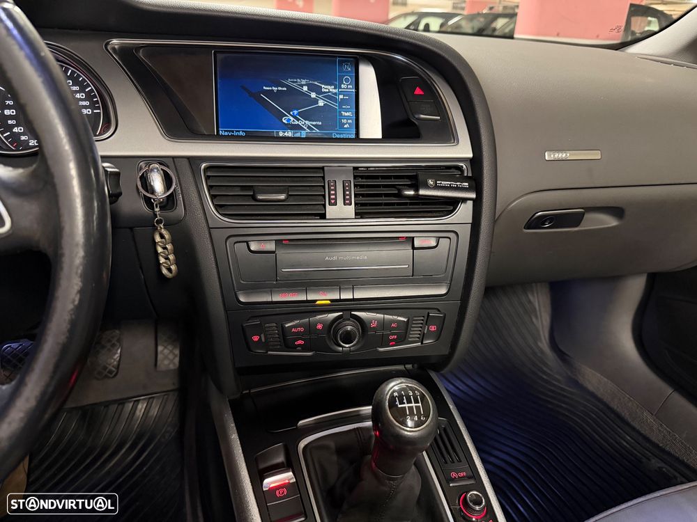 Audi A5 Cabrio 2.0 TDi - 11