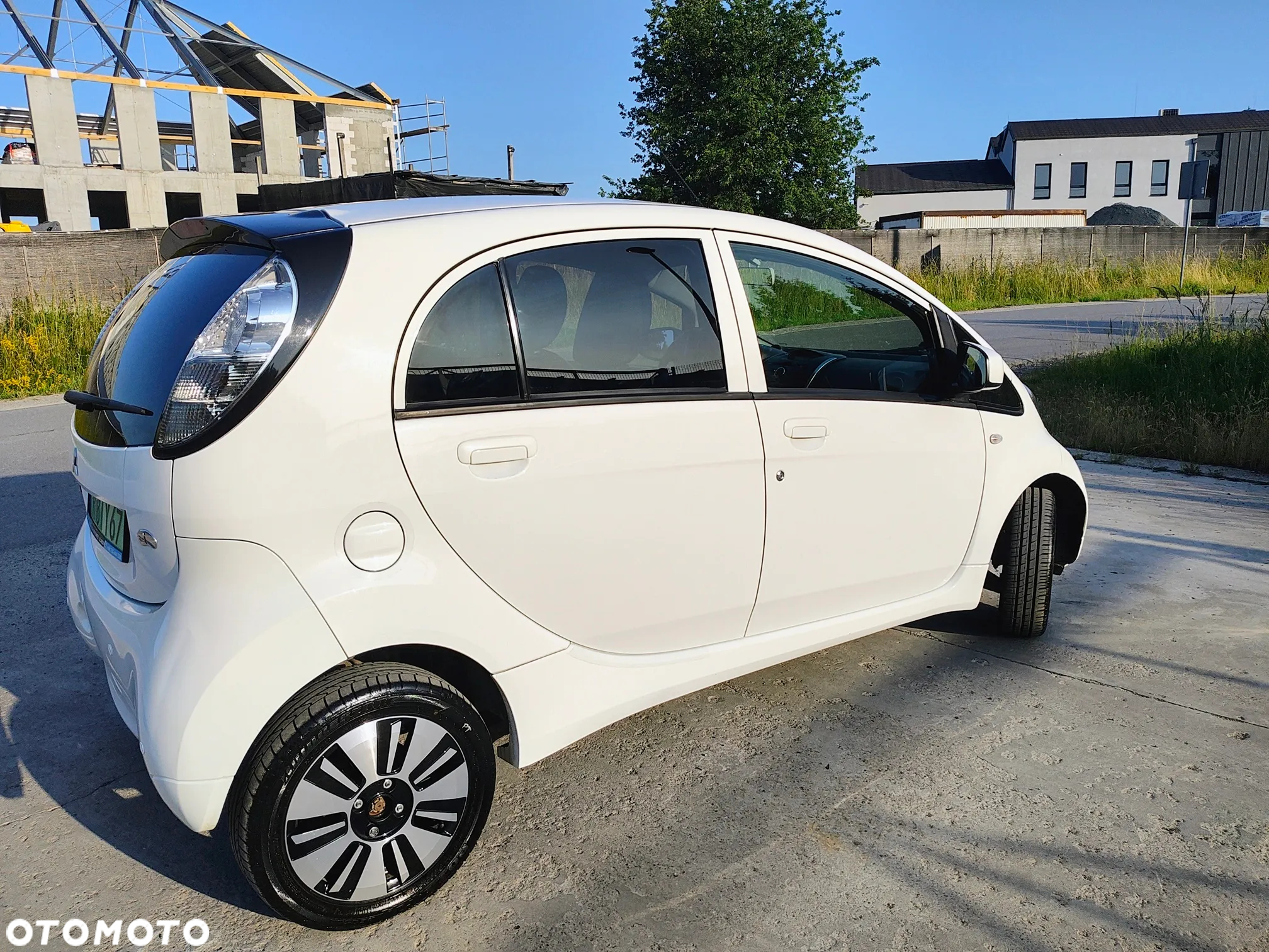 Mitsubishi i-MiEV Standard - 4