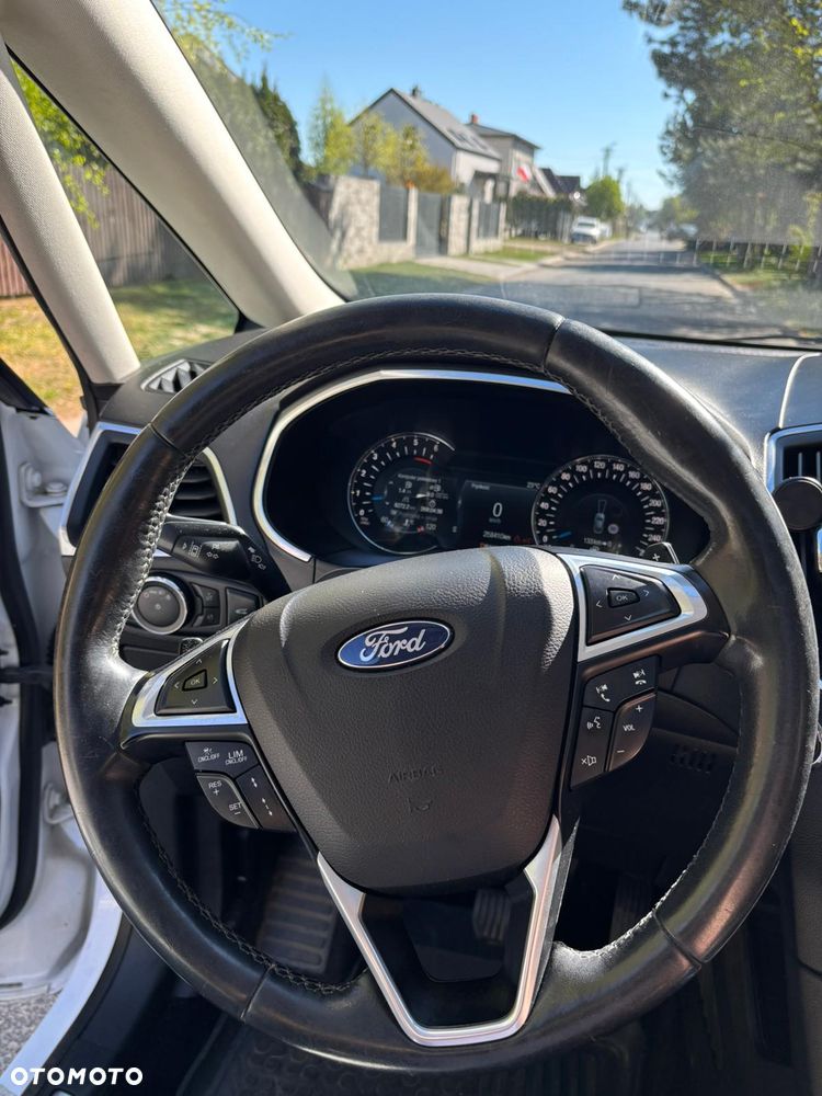 Ford S-Max 2.0 TDCi Titanium PowerShift - 9