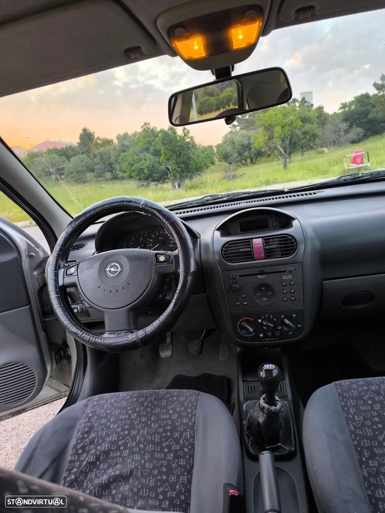 Opel Corsa 1.7 DTi 16V Elegance - 8