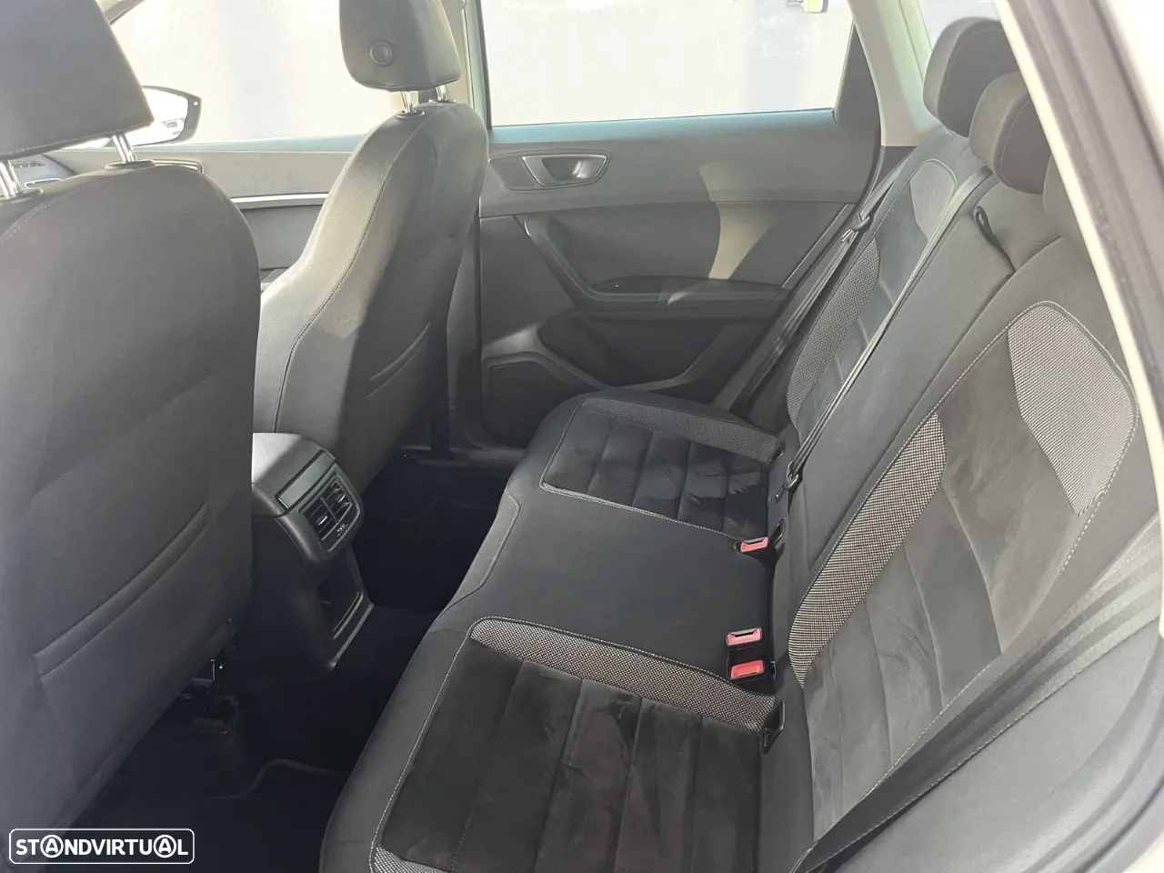 SEAT Ateca 1.6 TDI ECOMOTIVE Reference - 21