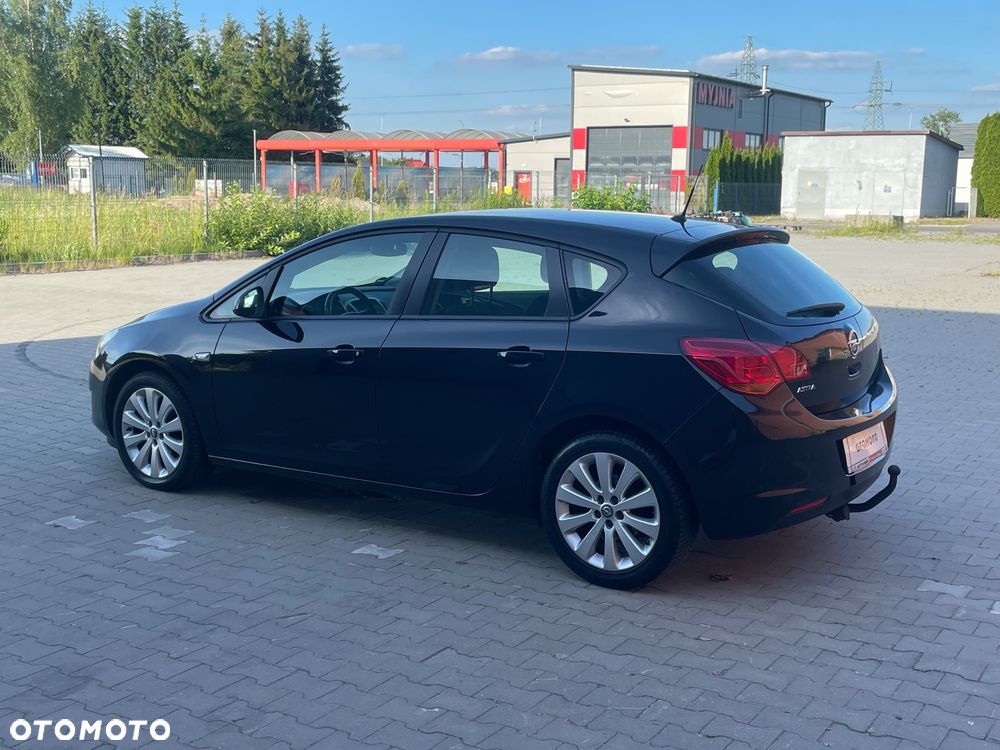 Opel Astra 1.6 Style - 34