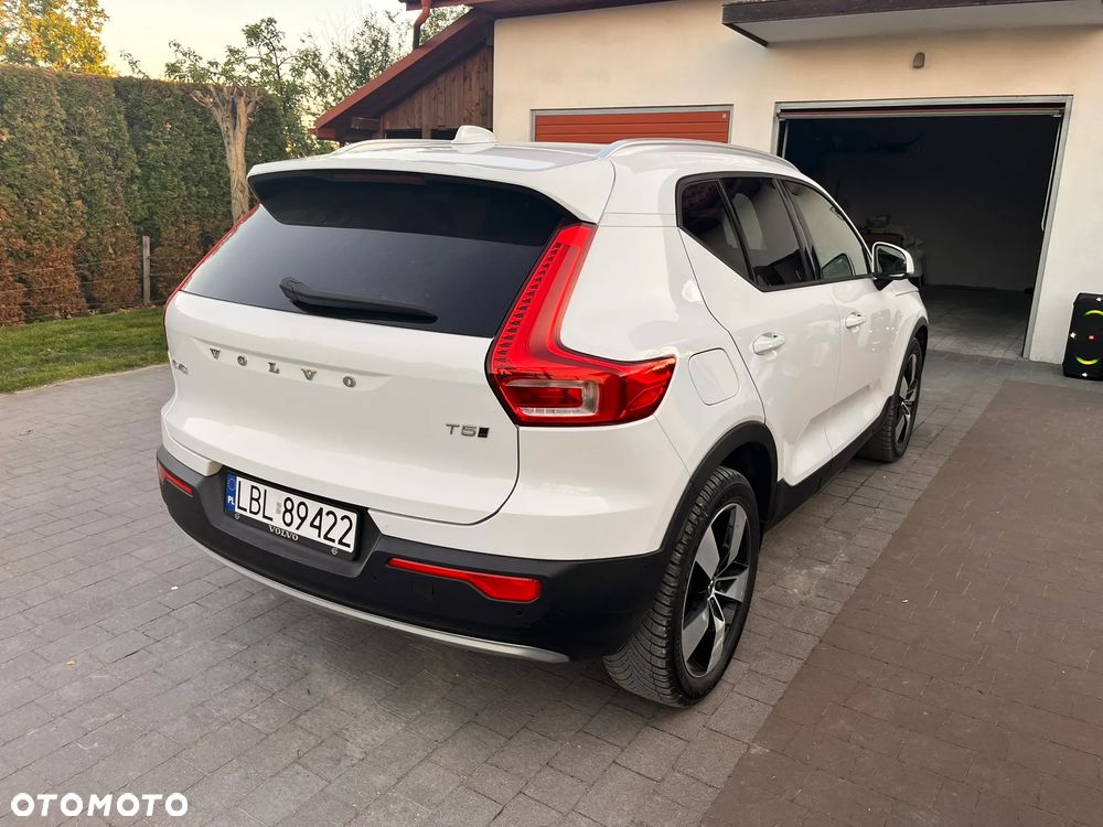 Volvo XC 40 T5 AWD Momentum - 24