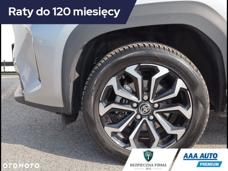 Toyota Yaris Cross - 16