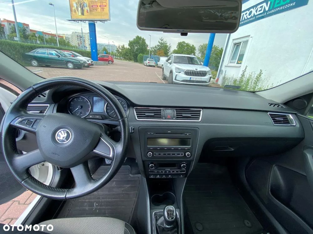 Skoda RAPID 1.2 TSI Elegance - 7