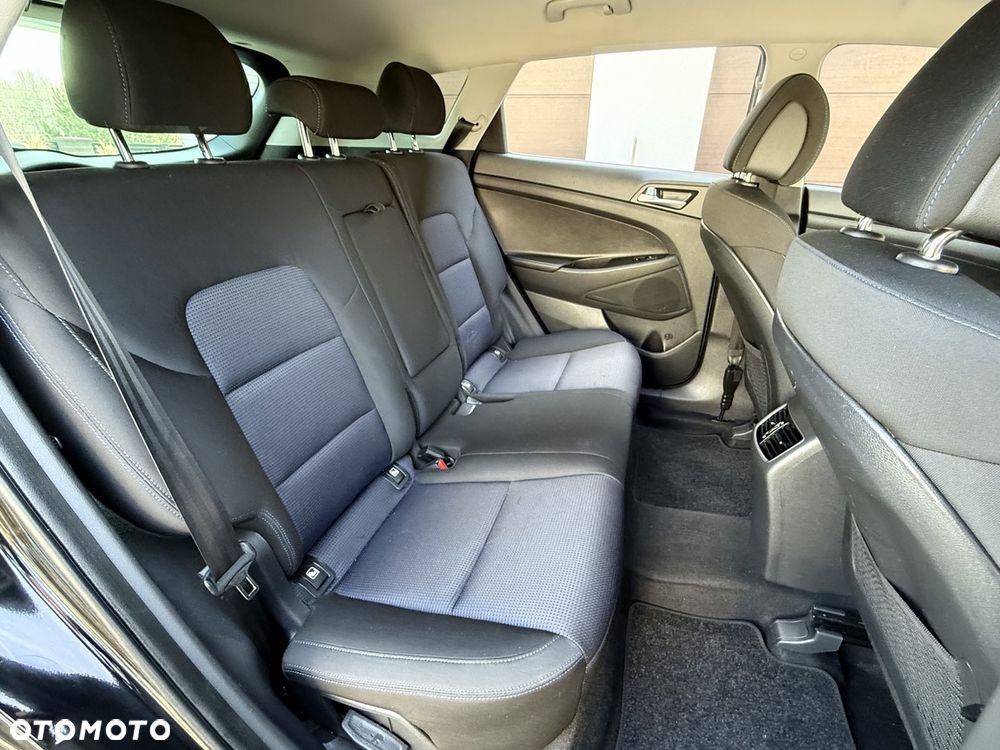 Hyundai Tucson 1.6 GDI BlueDrive Style 2WD - 22
