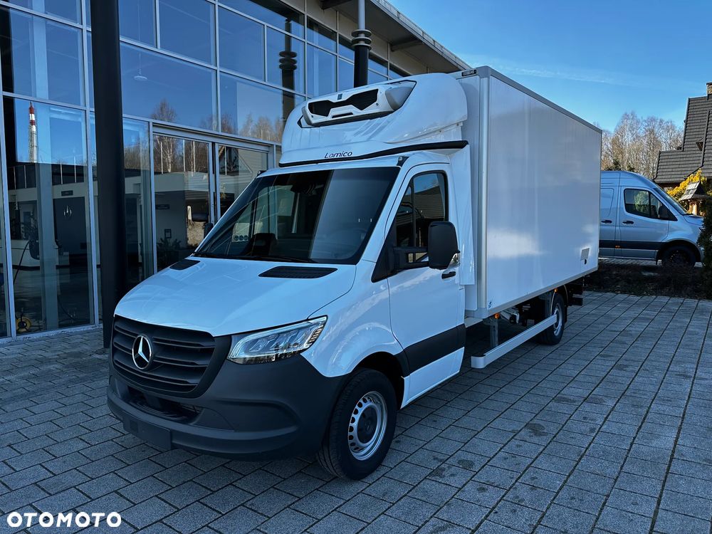 Mercedes-Benz Sprinter - 3