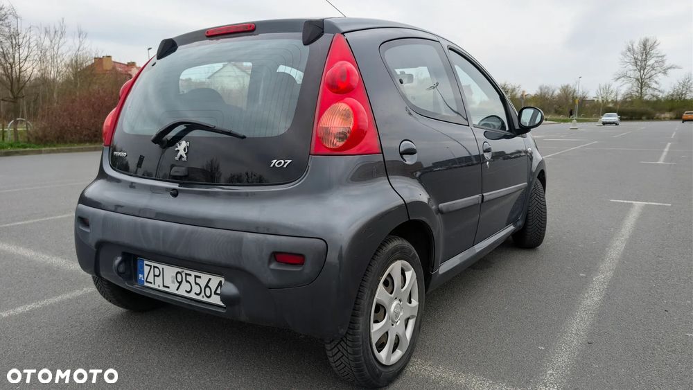 Peugeot 107 - 4