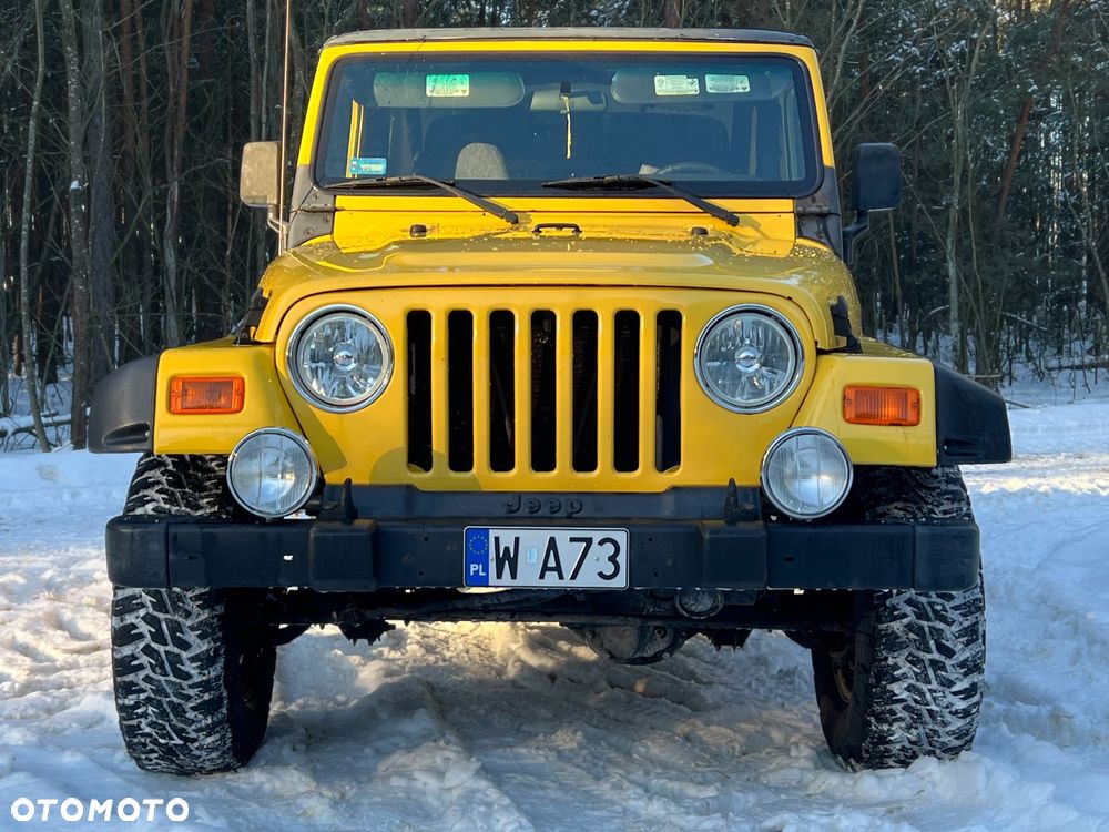 Jeep Wrangler - 8
