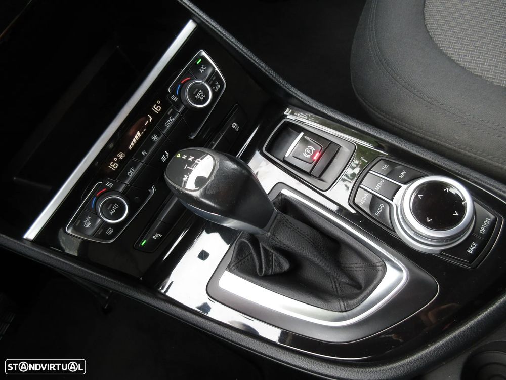 BMW 216 Gran Tourer d Advantage Auto - 36