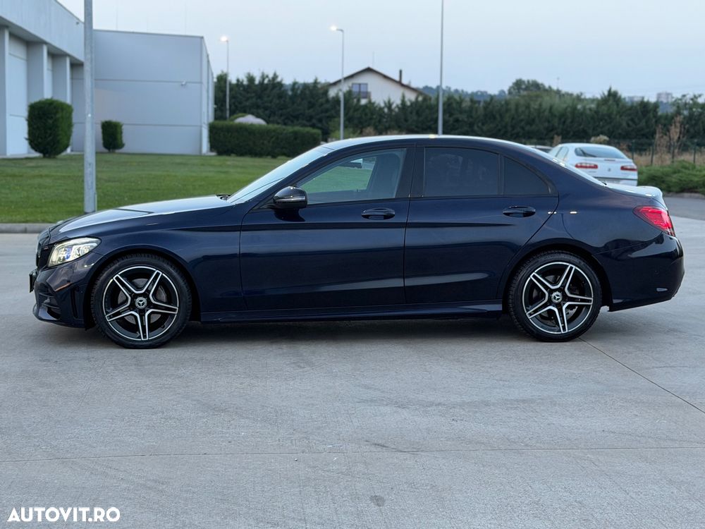 Mercedes-Benz C - 19