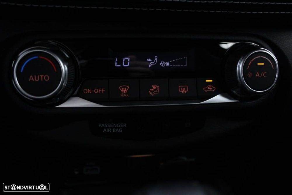 Nissan Juke 1.0 DIG-T N-Connecta DCT - 29