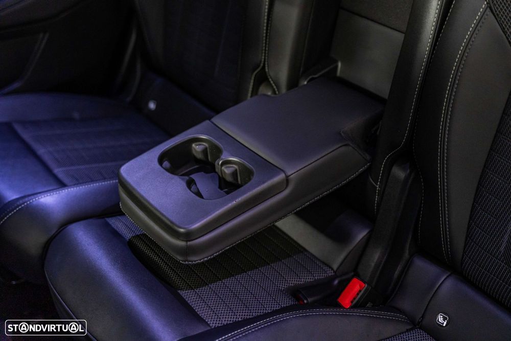 Peugeot 5008 1.2 Hybrid GT e-DCS6 - 11