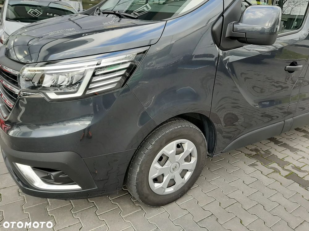 Renault Trafic SpaceClass 2.0 dCi - 3