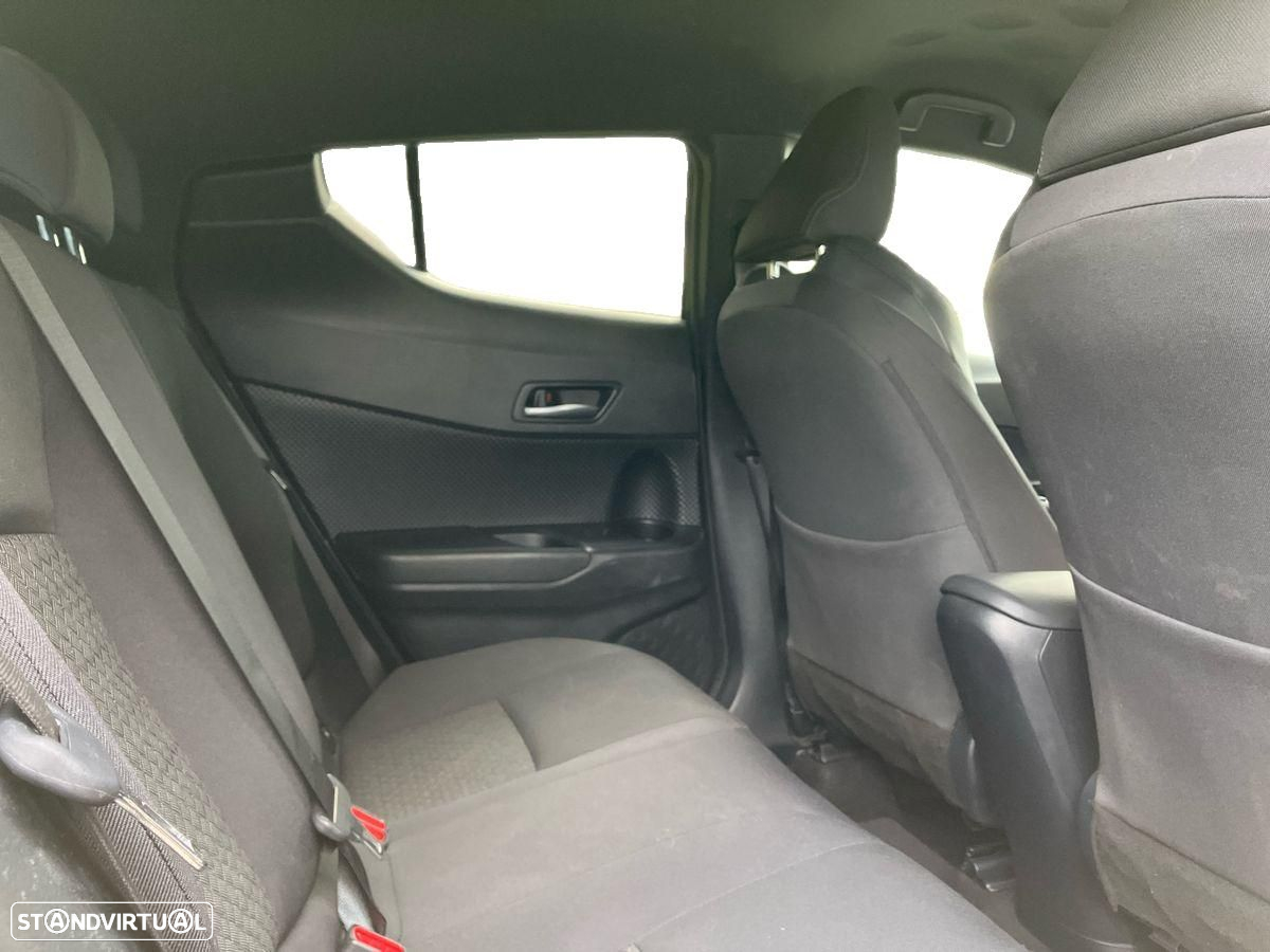 Toyota C-HR 1.8 Hybrid Square Collection - 12