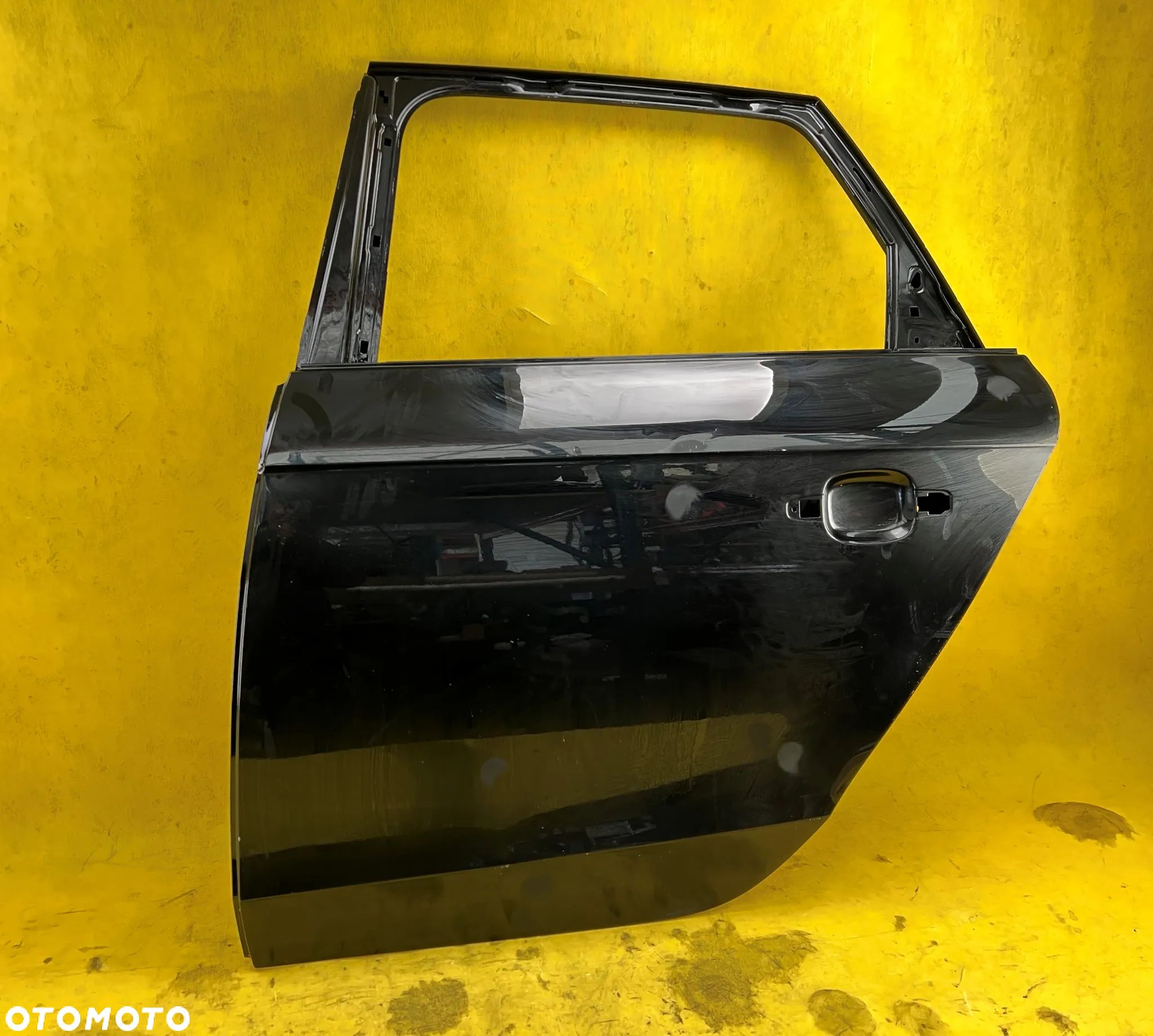 DRZWI LEWY TYŁ AUDI A4 B8 KOMBI - 1