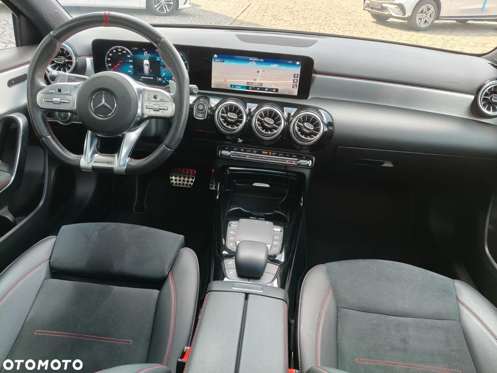 Mercedes-Benz Klasa A 35 AMG 4-Matic 7G-DCT - 16