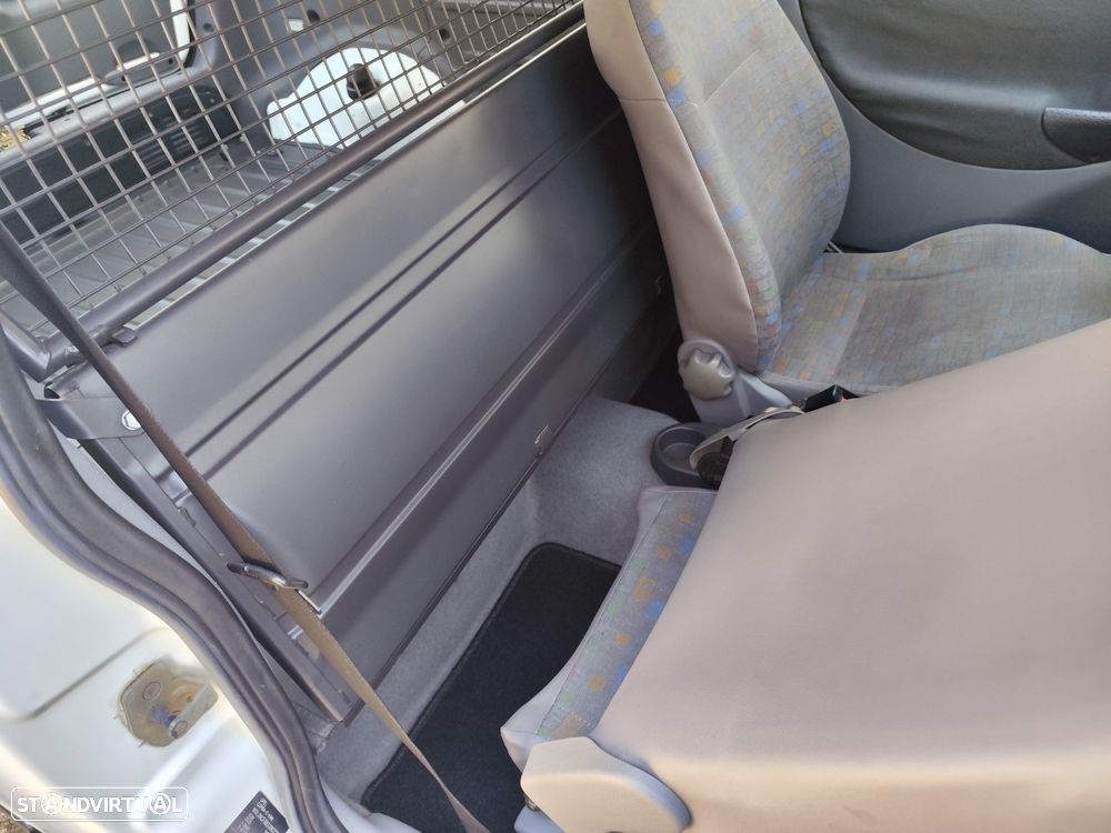 Opel Corsa 1.7 Di - 46