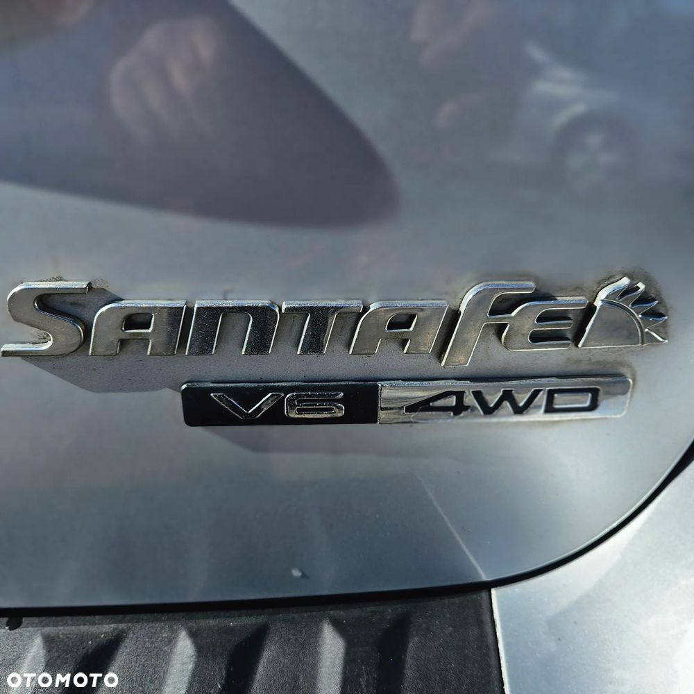 Hyundai Santa Fe - 25