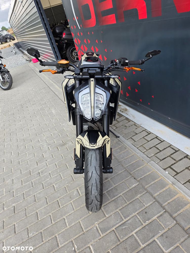 KTM Duke 790 - 28