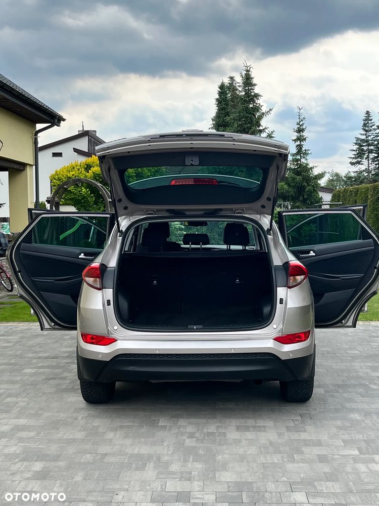 Hyundai Tucson 1.6 GDI BlueDrive Comfort 2WD - 12