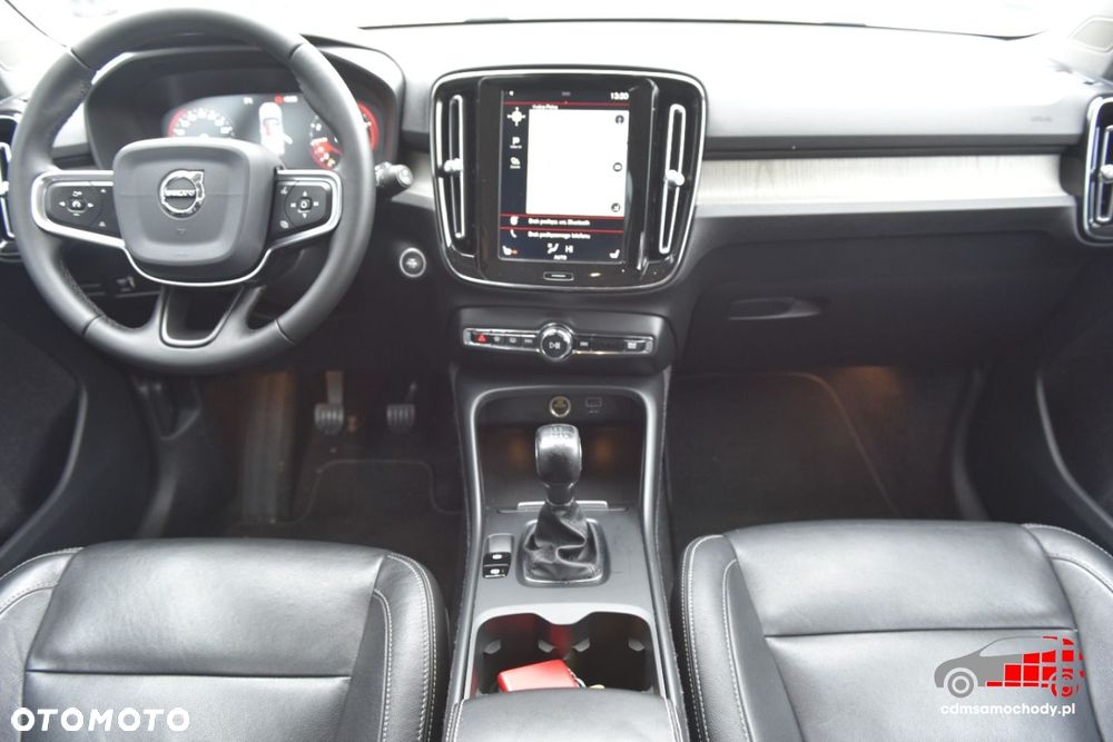 Volvo XC 40 - 22