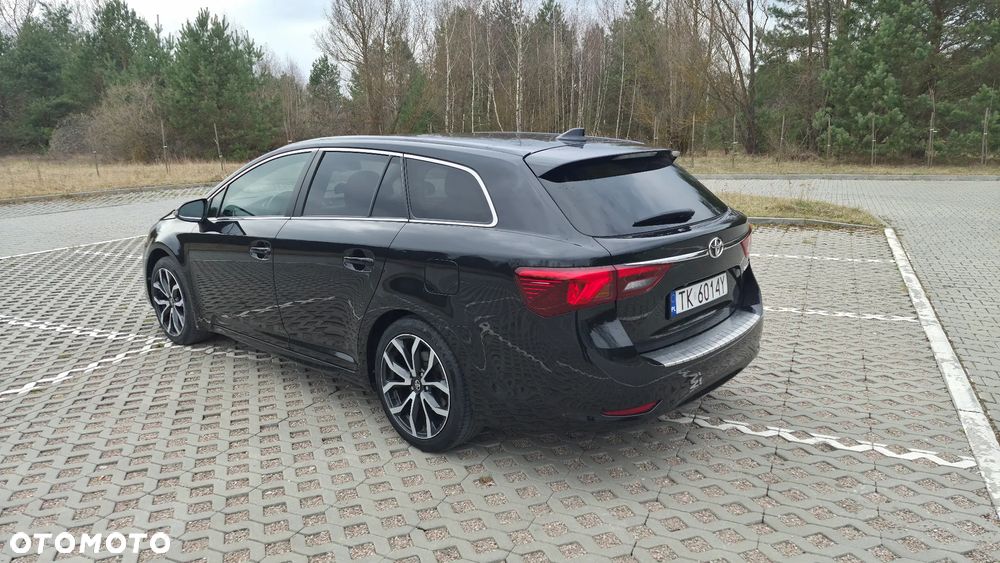 Toyota Avensis 1.8 Prestige - 11