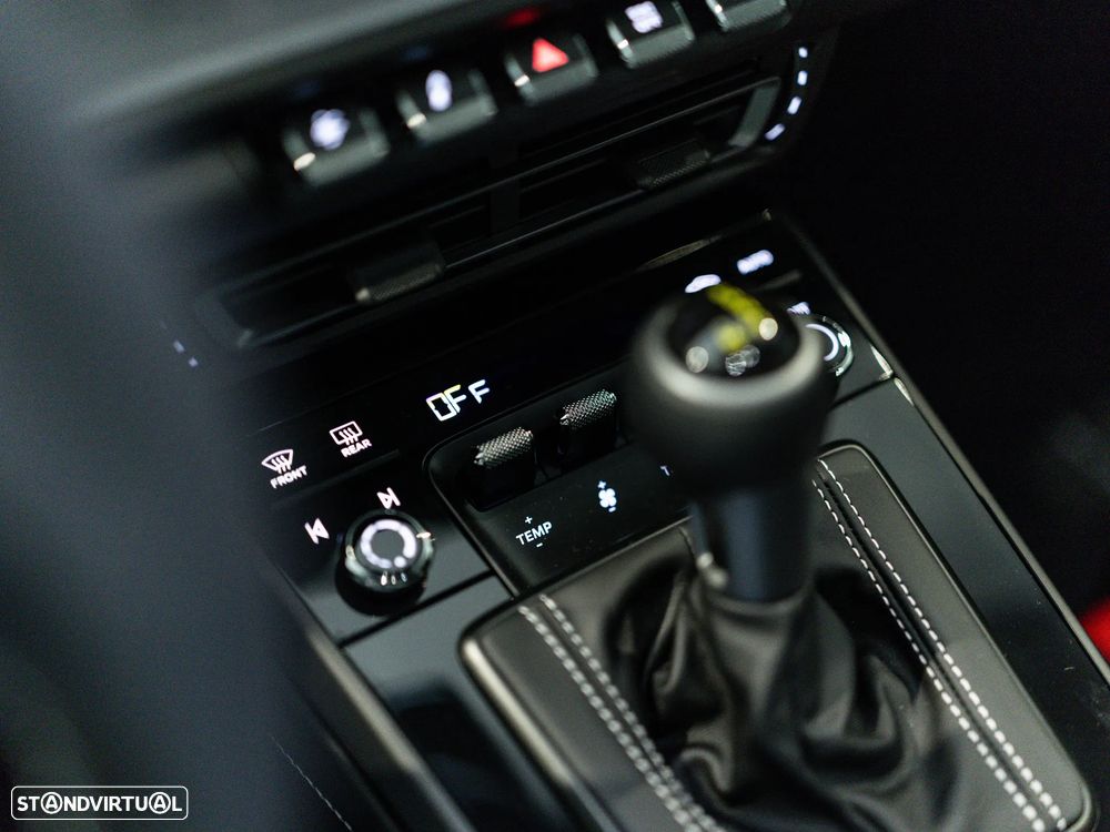 Porsche 911 (992) GT3 Touring Package PDK - 30