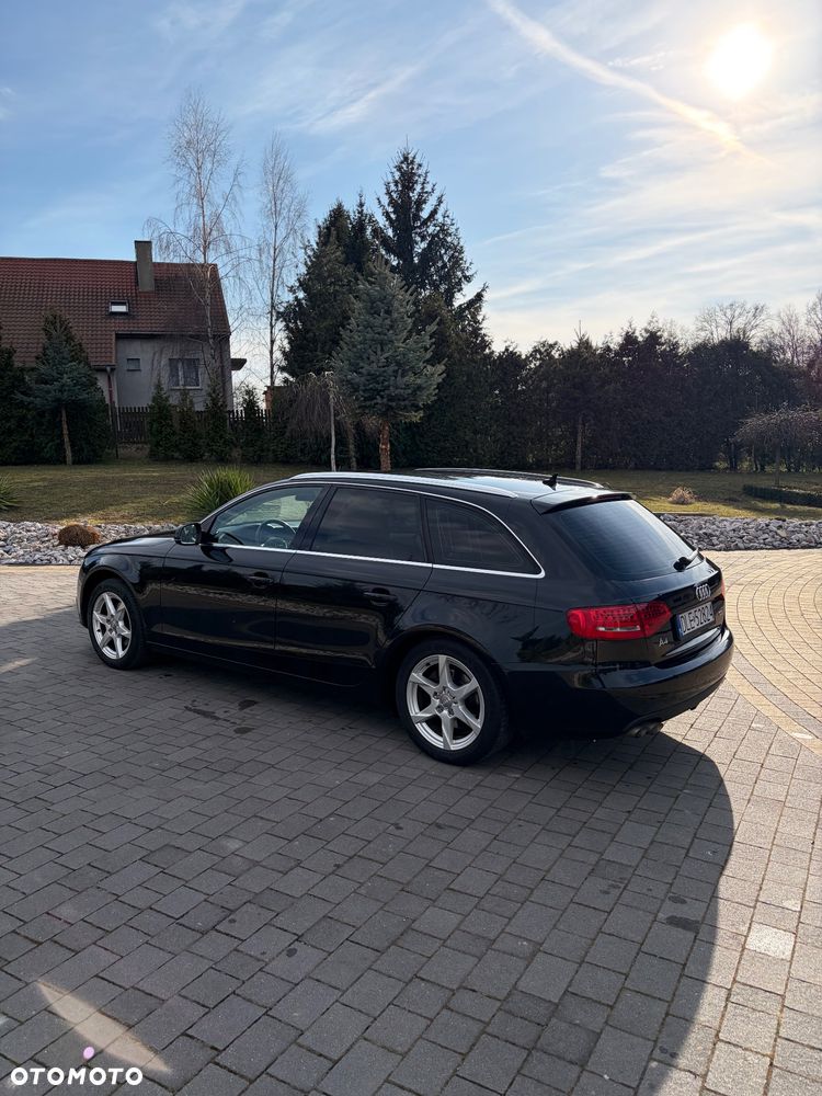 Audi A4 Avant - 4